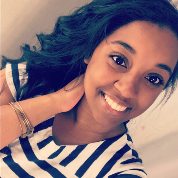 Meet your Posher, Kelsey - Picture 1 of 1